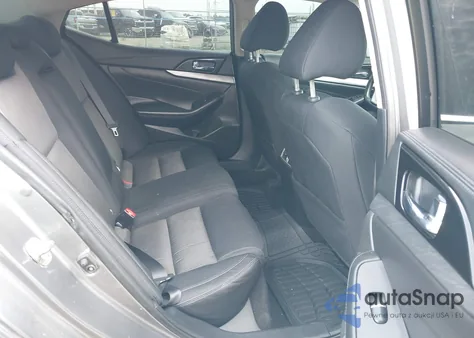 2017 Nissan Maxima 3.5 Platinum/3.5 S/3.5 Sl/3.5 Sr/3.5 Sv from USA, damaged, VIN 1N4AA6AP3HC376367